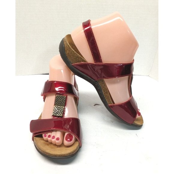 Dr Andrew Weil Orthaheel Womens Red Patent Leather Sandals Size 7 Made in Spain - Picture 1 of 14